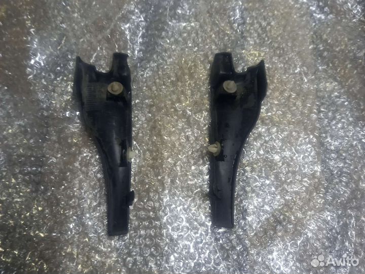 Рено логан левый уголок на жабо