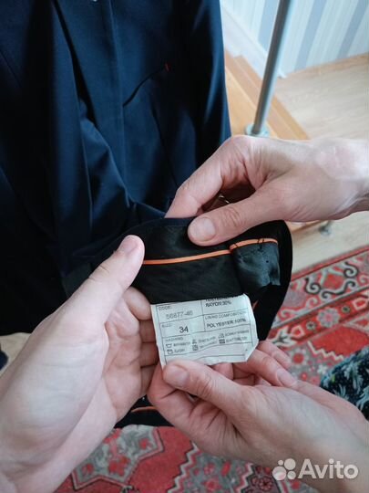 Продам мужской костюм, черный