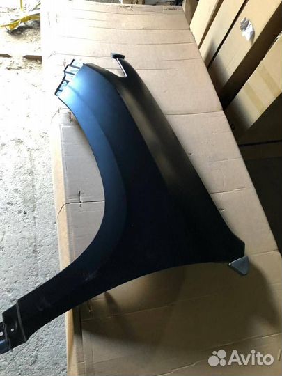 Land Cruiser Prado 150 2017+ Крыло левое M5VO9