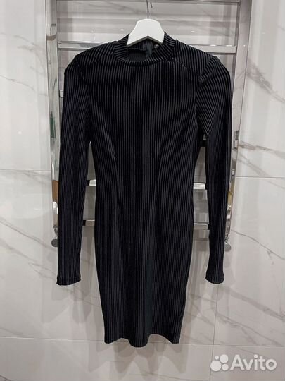 Платье женское Guess XS