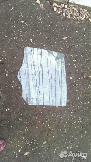 Стекло двери задней левой для BMW 7-серия E38 1994