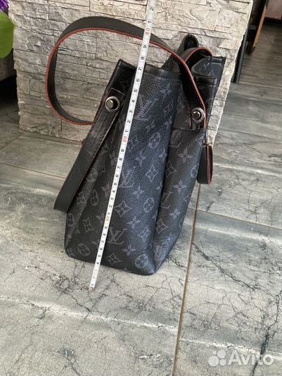 Сумка в стиле LV