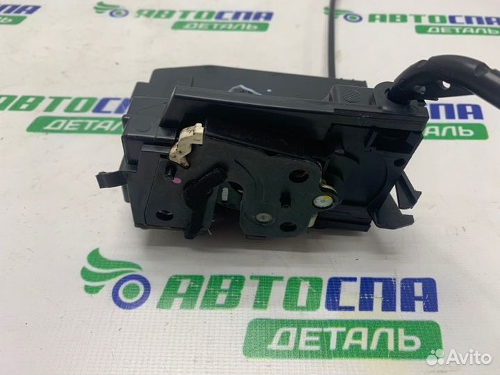 Замок двери задний правый Citroen C4 Picasso