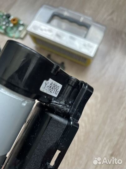 Запчасти для робота пылесоса iclebo omega