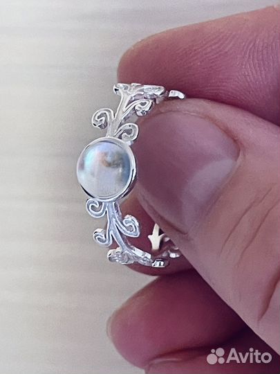 Серебряное кольцо