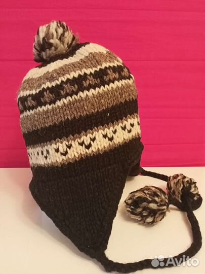 Шапка С Помпоном и Косами /Aryal Handicraft