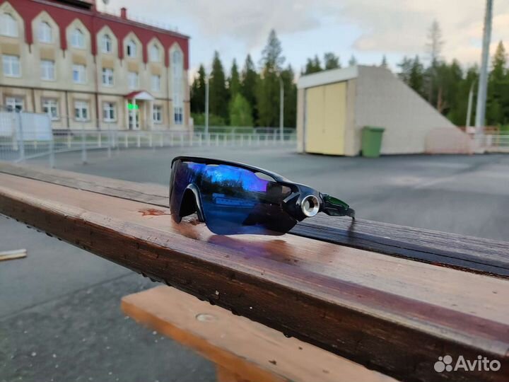 Очки Oakley, состояние хорошее