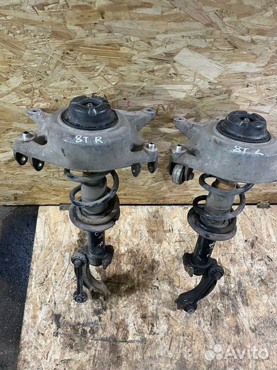 Стойка передняя Ауди A5 8T левая правая