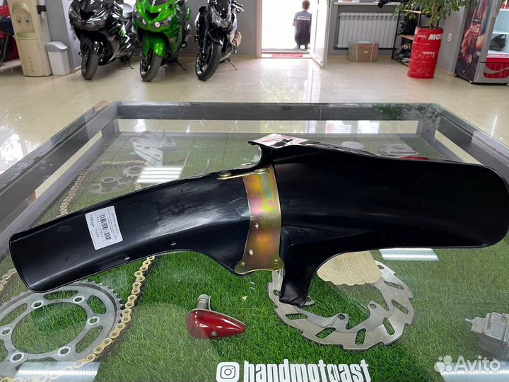 Крыло передние Yamaha YBR125 YBR 125 Черное
