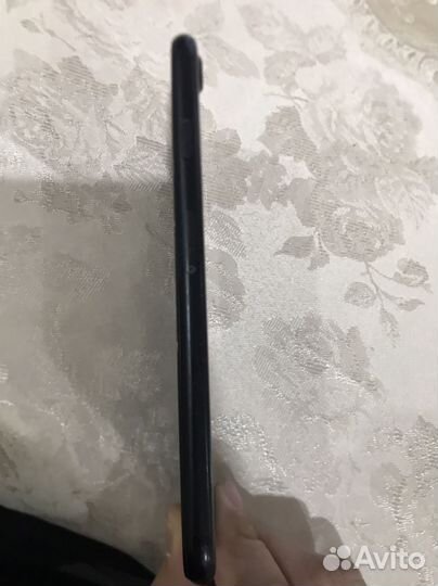 iPhone 7, 32 ГБ