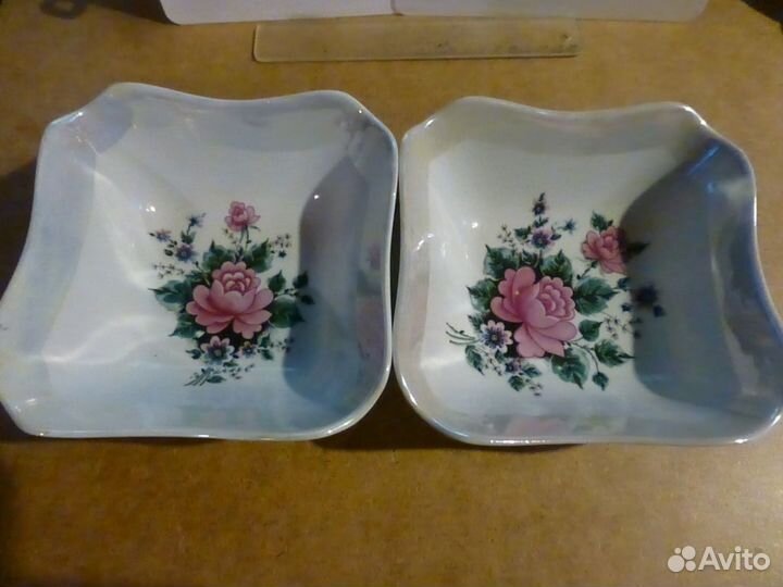 Чайница Белоцветье СССР и салатники Вербилки