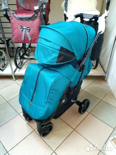 Складная прогулочная коляска
