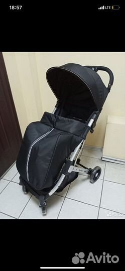 Коляска прогулочная