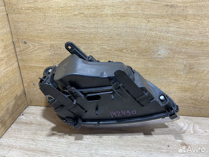 Фара передняя левая Ford C-MAX дорест 142490