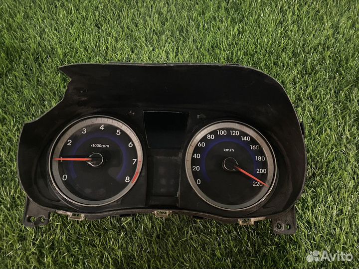 Панель приборов Hyundai Solaris 2010-2017