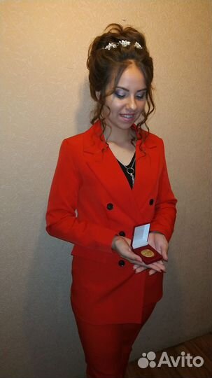 Женский брючный костюм двойка