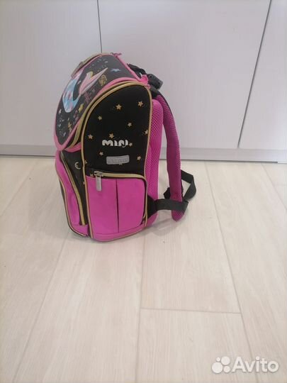 Школьный рюкзак