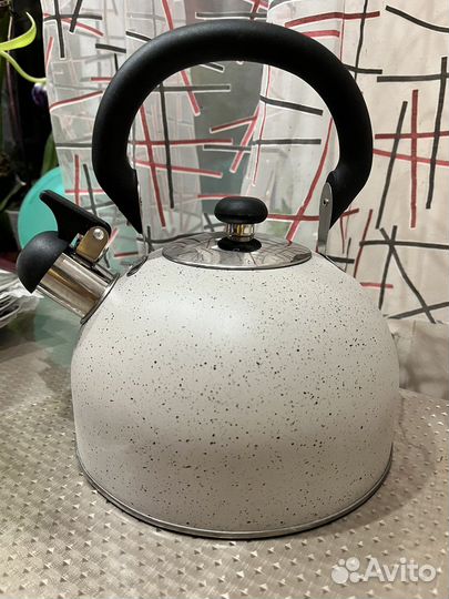 Чайник со свистком