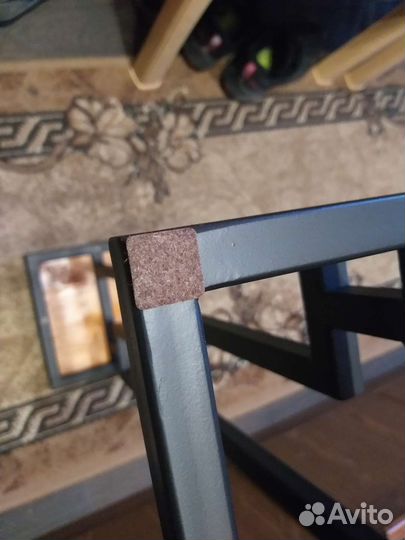 Подставка для цветов