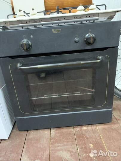 Газовый духовой шкаф Hotpoit Ariston
