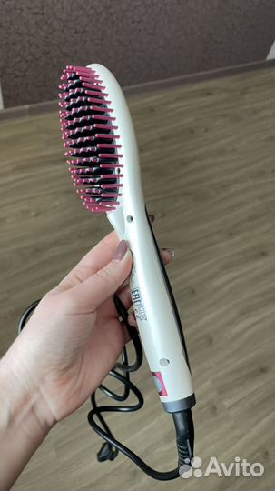 Расческа-выпрямитель Gama