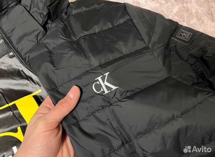 Куртки Calvin Klein комфортные