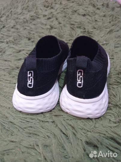 Кросовки детские девочке