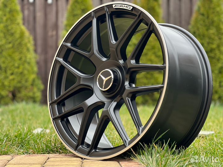 Стильные диски Mercedes R18 AMG Дизайн