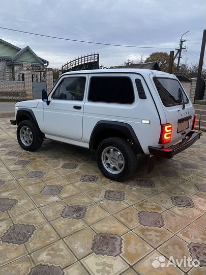 LADA 4x4 (Нива) 1.7 МТ, 2009, 116 000 км