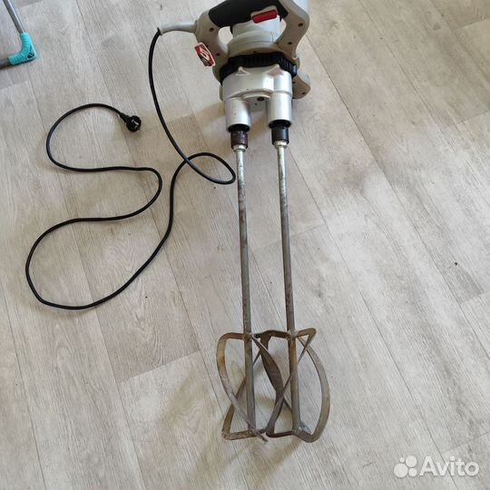 Миксер строительный