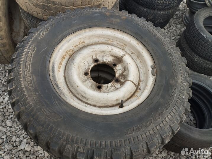 Резина грязевая УАЗ, R-15 на дисках
