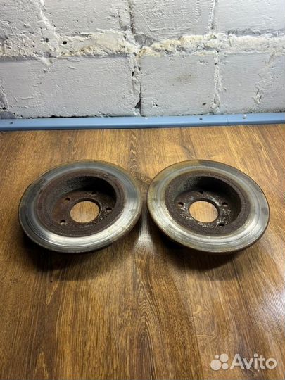 Диск тормозной задний Nissan Primera P 12 1.6 2005