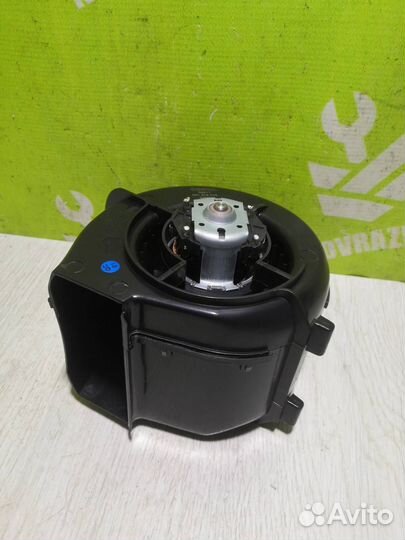 Моторчик печки Фольксваген Транспортер Т2 Т3 79