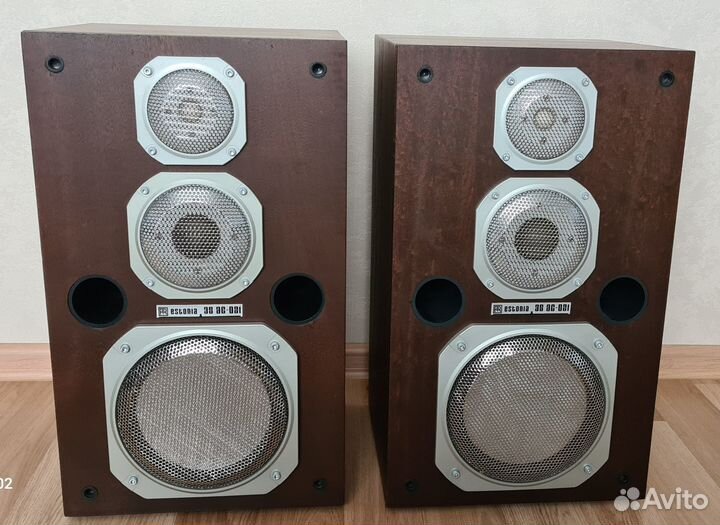 Estonia 35ас-021 / Estonia уп-010 / Estonia ум-010