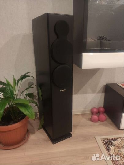 Напольные акустические колонки Yamaha