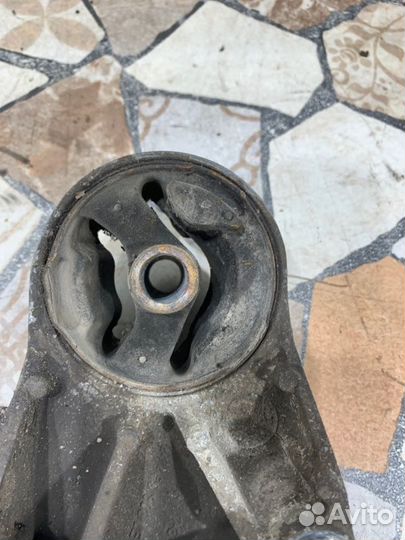 Опора МКПП Opel Astra хетчбэк 1.8 Z18XER 2007