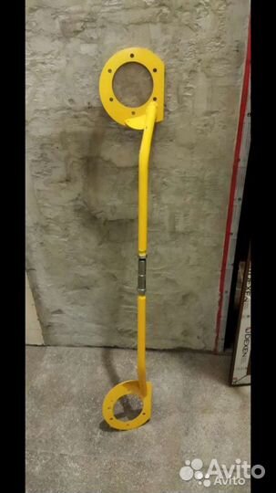 Растяжка передних стоек 2112