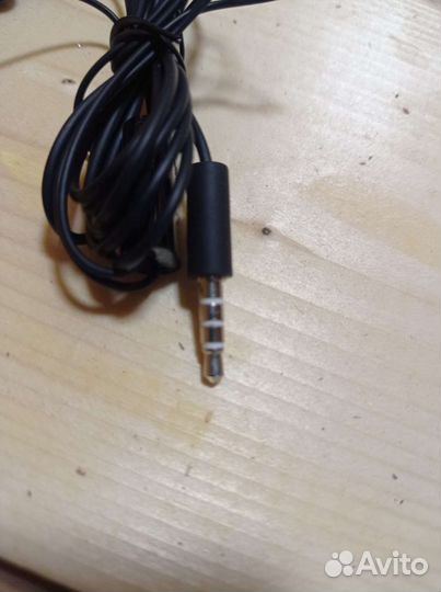 Наушники новые