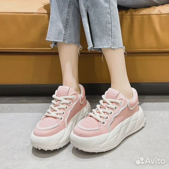 Кроссовки женские на высокой подошве 37размер