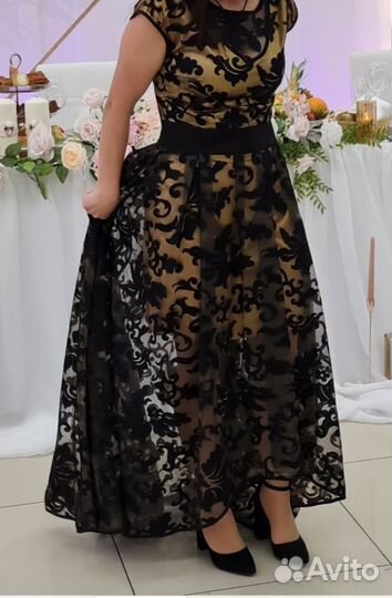 Вечернее платье