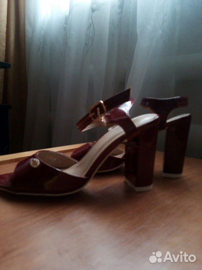 Туфли новые