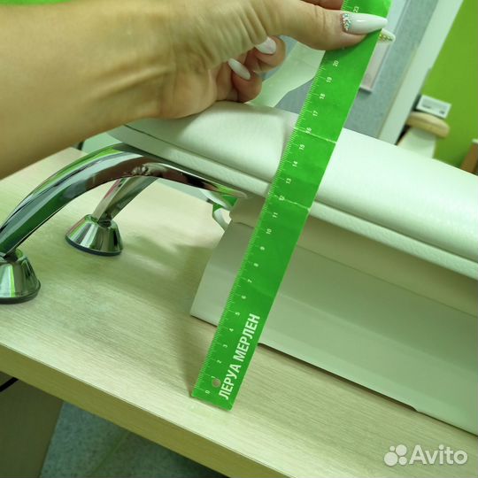 Подставка для маникюра