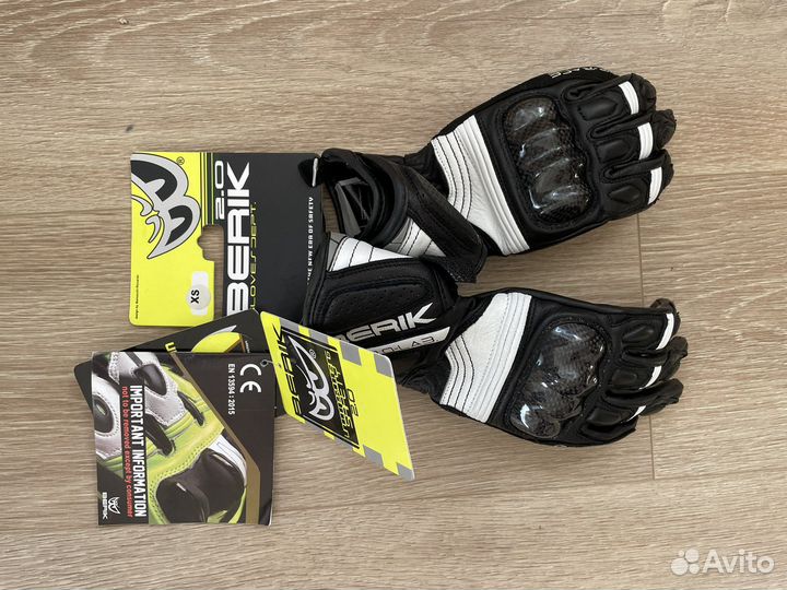 Перчатки мотоциклетные женские новые