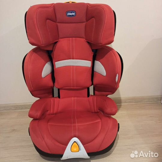 Детское автокресло 15 до 36 кг chicco