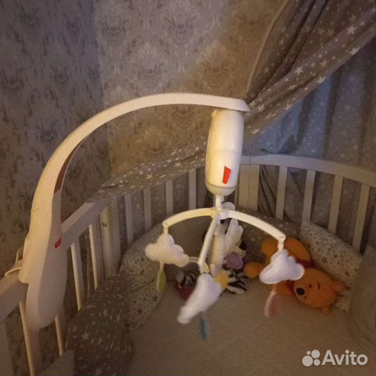 Детский мобиль в кроватку