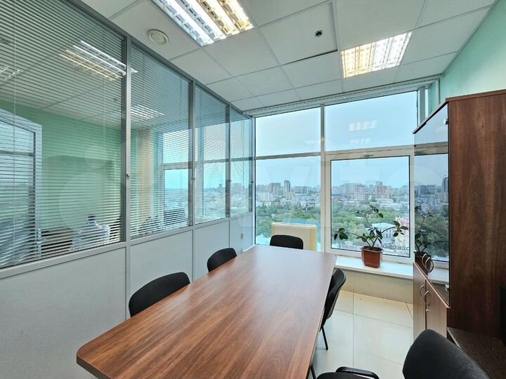 Офис 44 м² на 15 этаже бц Купеческий двор