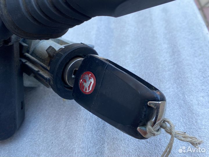 Замок зажигания на opel Astra H