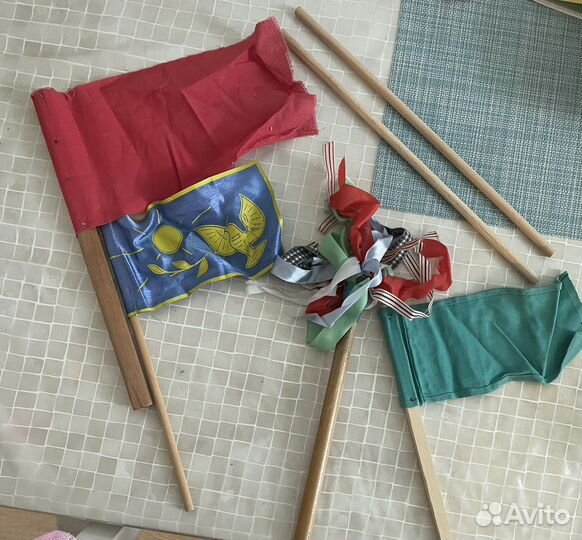 Флажки и игрушки СССР