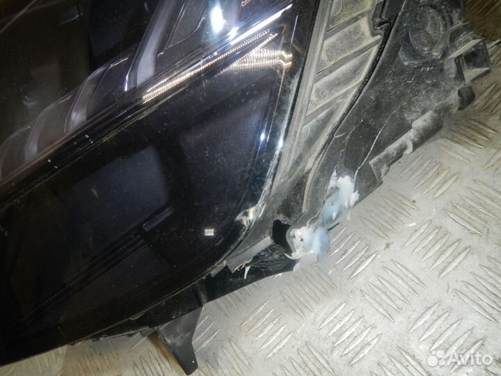 Фара левая Audi Q8/RS/SQ8