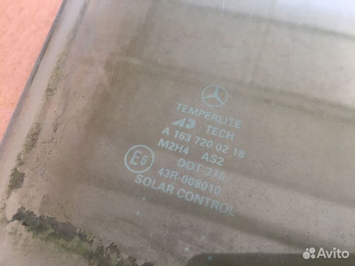 Стекло передней правой двери Mercedes W163 (5260)